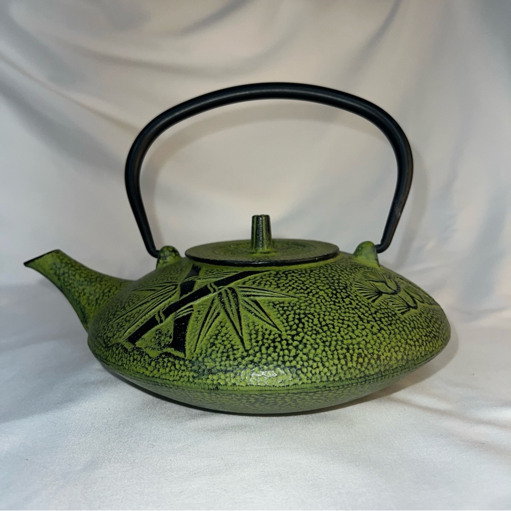 Floral Green Cast Iron Teapot